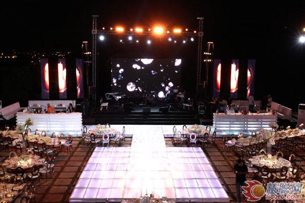 节俭风潮下 2014春晚舞台显示屏将作何定数? 节俭风潮下 2014春晚舞台显示屏将作何定数?