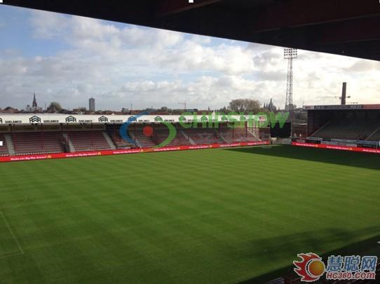 齐普光电EMC认证通过P16显示屏助力比利时足球场