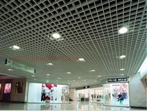 爱美爱闪耀 艾比森照亮高端SHOPPING MALL