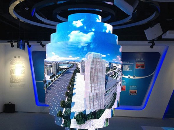 透明屏、异形屏  形态各异的LED显示屏集锦