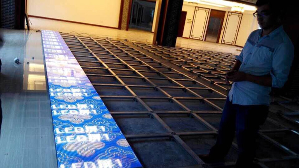 LED光电行业迎来节前大生产 中祥四通赶货忙