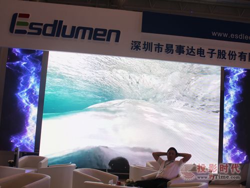 专注舞台设计，易事达LED显示添彩PALM展