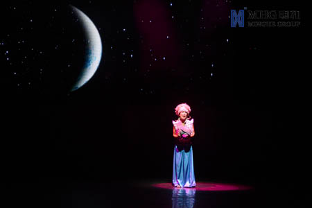 民族风席卷星城 明和打造光色神秘传说