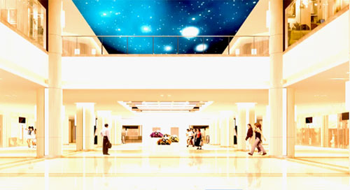 康硕展倾力打造马来西亚第一户内全彩LED天幕屏 康硕展倾力打造马来西亚第一户内全彩LED天幕屏