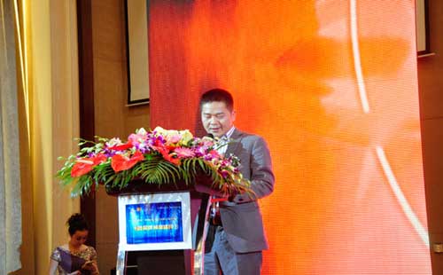 强力巨彩三度冠名LED屏品牌盛会 携手共谱行业盛典
