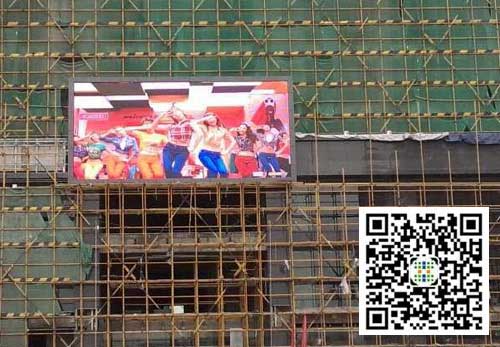 中祥创新P10户外LED显示屏点亮佛山繁华区　