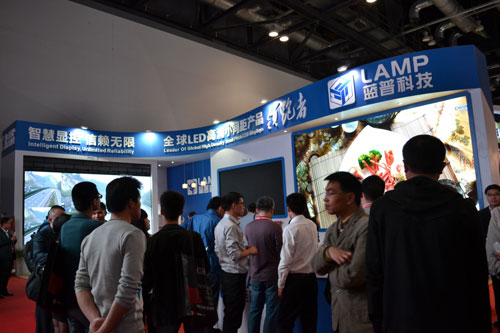 蓝普科技引领视听行业步入“LED小时代”