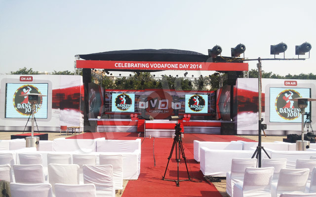 德彩LED显示屏闪耀全球移动电话大亨沃达丰 德彩LED显示屏闪耀全球移动电话大亨沃达丰