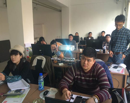 强力巨彩“园丁计划”馨香满园