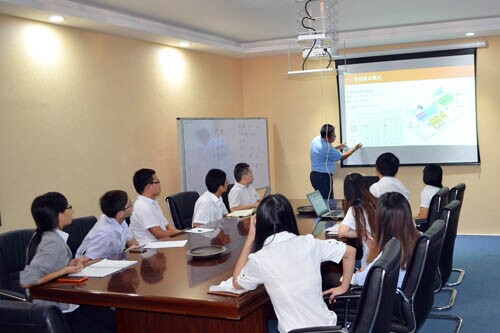 中祥创新召开第116届广交会市场培训会