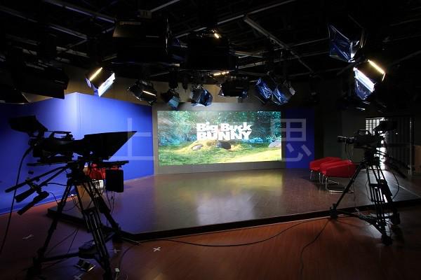 三思小间距LED显示屏亮相青浦电视台