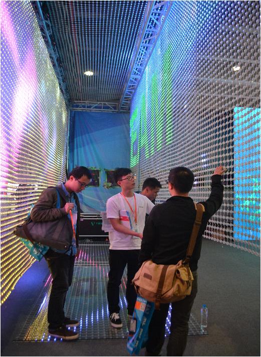 LED行业细分市场精细化 威特姆大间距创意软屏大有可为