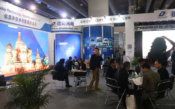 德彩M1系列LED显示屏惊艳亮相广州广告智能标识展