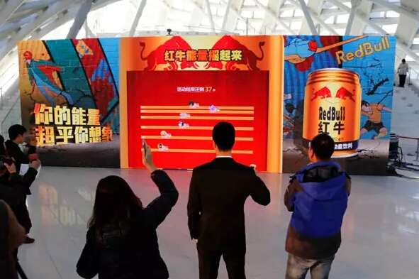 LED屏创意应用 要娱乐更有趣探秘人屏互动世界