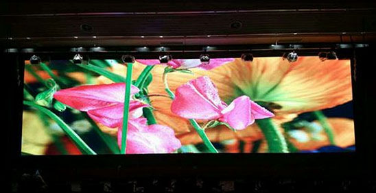 中祥创新室内高清LED显示屏亮相中欧服务中心