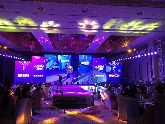 艾比森LED户内固装屏K3进驻郑州希尔顿酒店