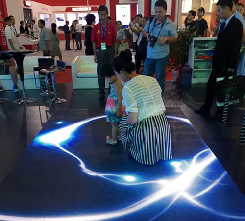创显新产品、新技术玩转上海国际LED展