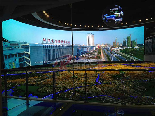 锐拓显示亮彩蚌埠城乡规划 400㎡户内全彩LED显示屏成功点亮