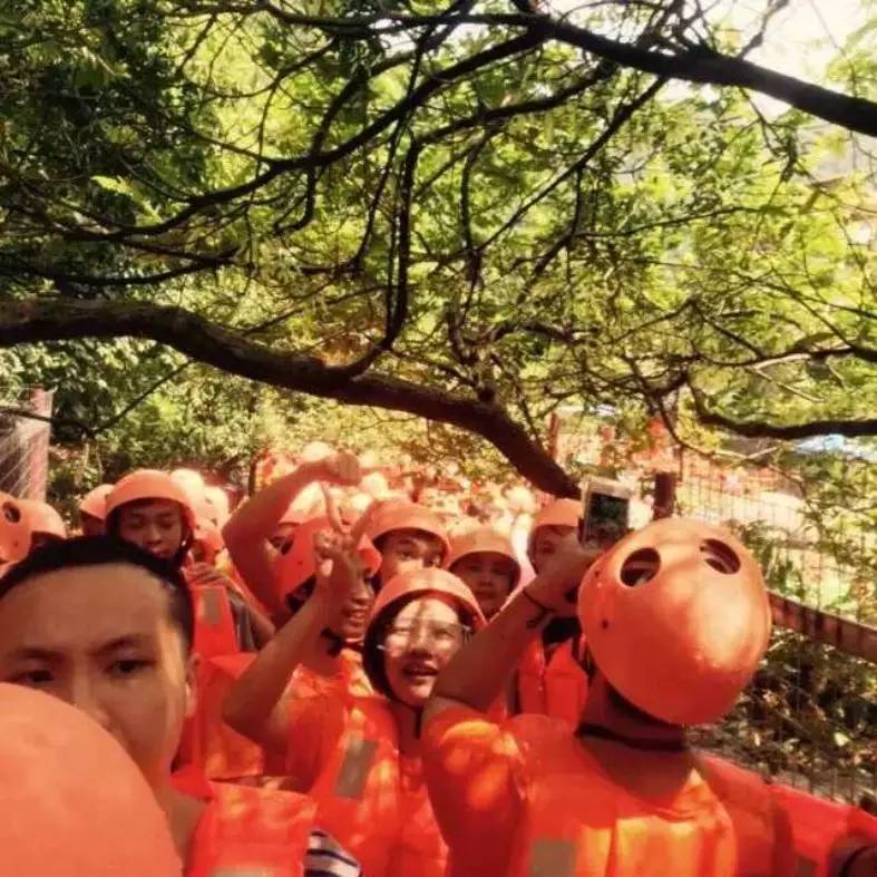 炎炎夏日 合利来的家人们激情似火--清远漂流 我们来啦！！！