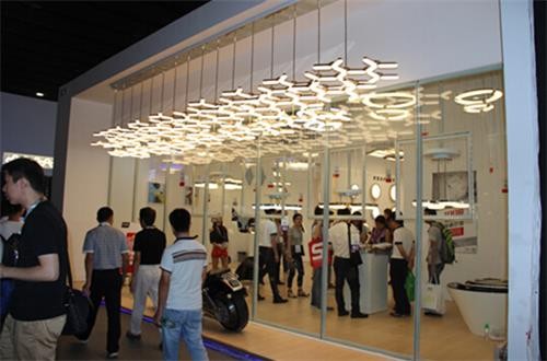 【组图】2015光亚展 企业展馆设计怎就比去年低调了？