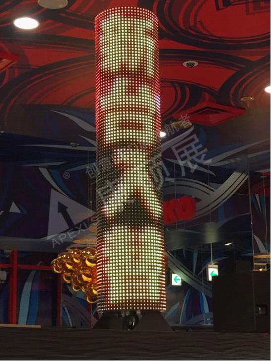 康硕展LED圆柱屏扮靓日本赌场