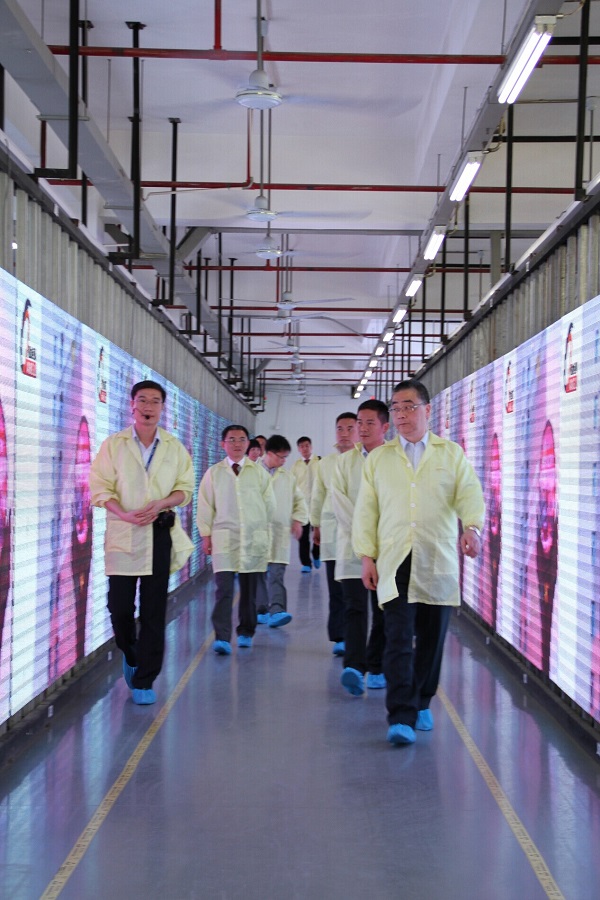 强力巨彩与交通银行签约——两大行业标杆强强联手