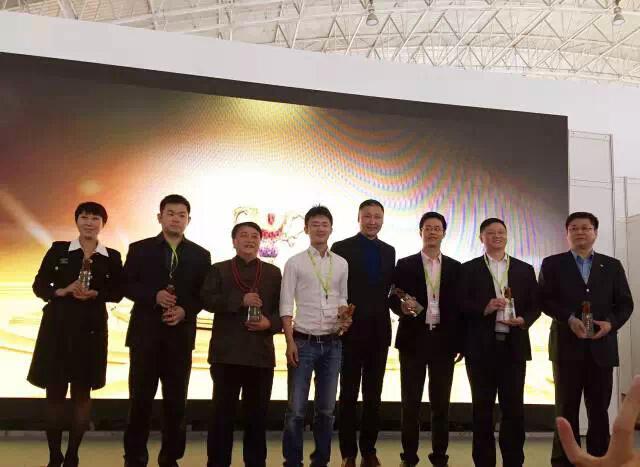 创新创造未来 晶台荣获“2015中国LED首创奖”两项大奖