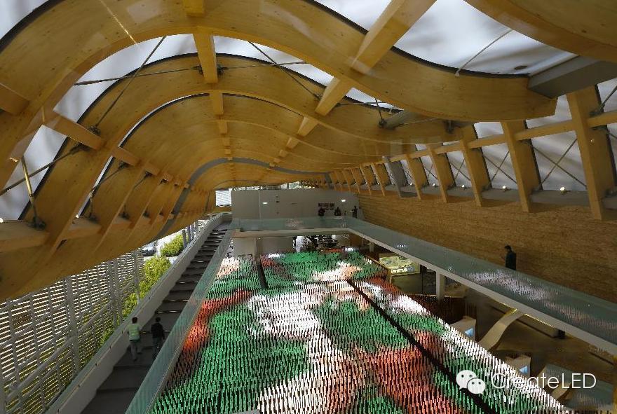 创显光电点亮米兰世博中国馆 LED麦穗屏铺就“希望的田野”