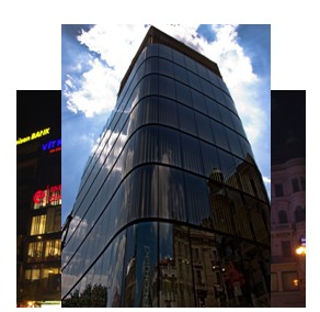 透明LED显示屏在“建筑媒体”领域的应用  开创户外媒体新资源