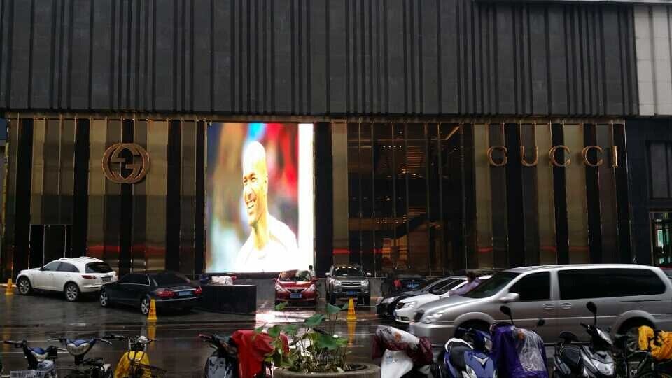 从此“元芳”心属强力巨彩S女神！你怎么看？