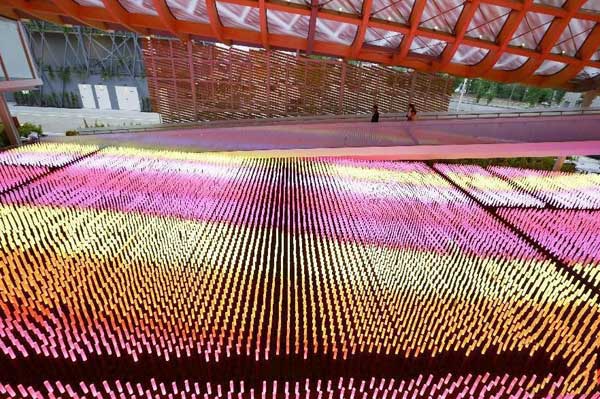 创显光电点亮米兰世博中国馆 LED麦穗屏铺就“希望的田野”