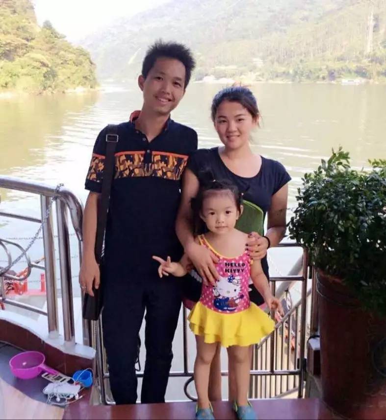 炎炎夏日 合利来的家人们激情似火--清远漂流 我们来啦！！！