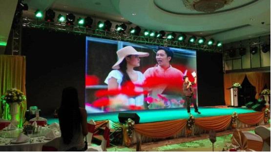 艾比森LED租赁屏产品S3用于柬埔寨PNN电视台开业晚宴 艾比森LED租赁屏产品S3用于柬埔寨PNN电视台开业晚宴