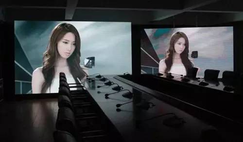 市场持续扩张|小间距LED对决DLP