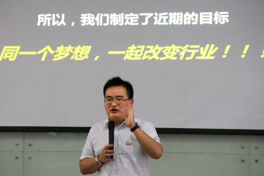 强力巨彩：热烈欢迎第一期“常回家看看”的千店家人们！