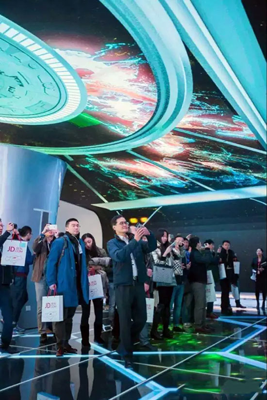 全球LED小间距巨无霸显示惊现京东商城总部大厦