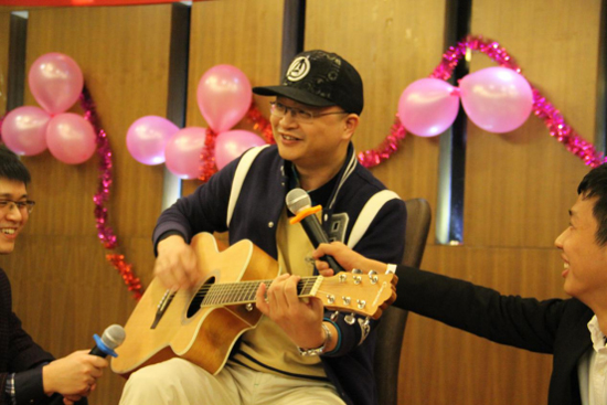 摩西尔人欢聚一堂 共度2015年度晚会