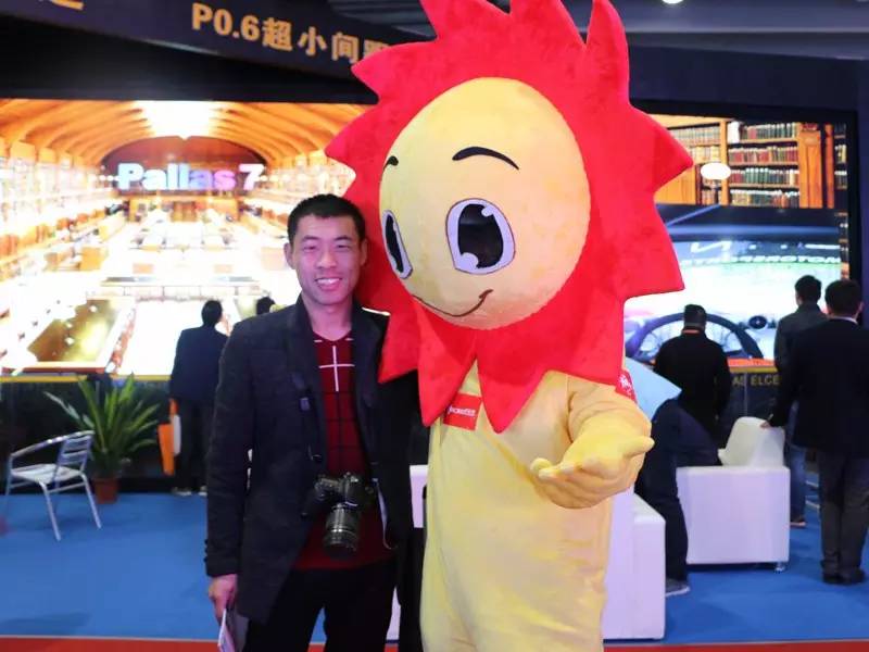 【ISLE展】据说2016广州LED展这样拍照会发哦！