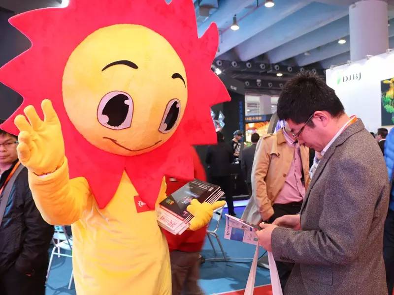 【ISLE展】据说2016广州LED展这样拍照会发哦！