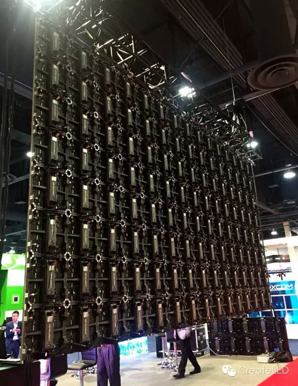 创显AirMAG-1震撼亮相美国NAB Show 打造最小点间距吊装LED大屏