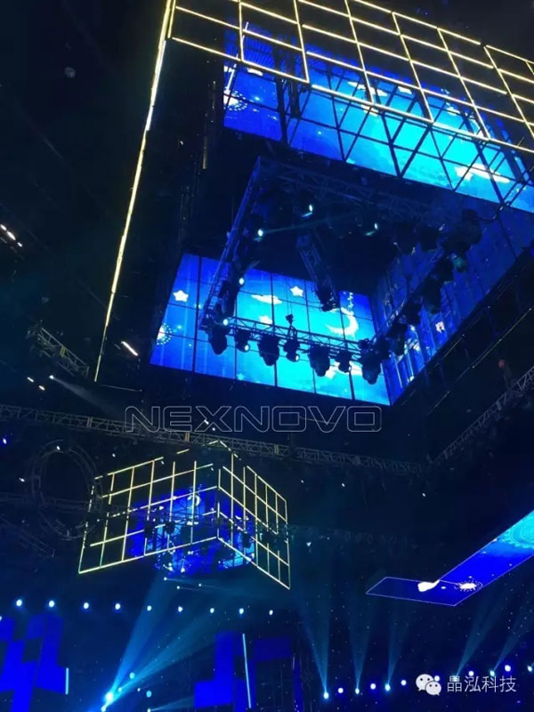 透明LED屏搭建虚拟空间舞台—-晶泓科技助阵互联网晚会 透明LED屏搭建虚拟空间舞台—-晶泓科技助阵互联网晚会