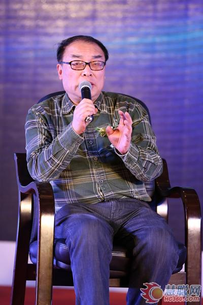 2015年LED屏行业高峰论坛：大咖论道 看懂2015年LED屏行业
