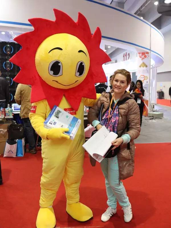 【ISLE展】据说2016广州LED展这样拍照会发哦！