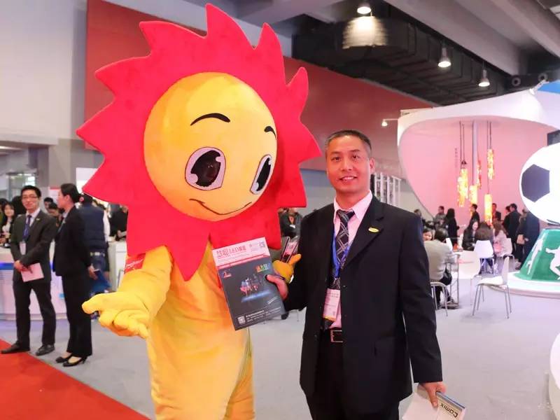 【ISLE展】据说2016广州LED展这样拍照会发哦！