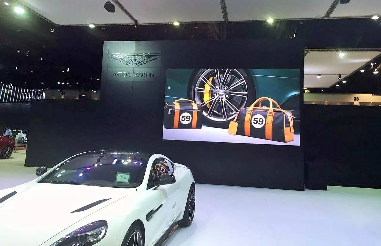 艾比森LED显示屏配豪车的故事