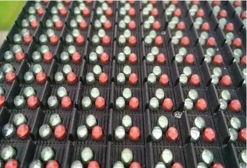 户外LED显示屏怎样清洁你造吗？