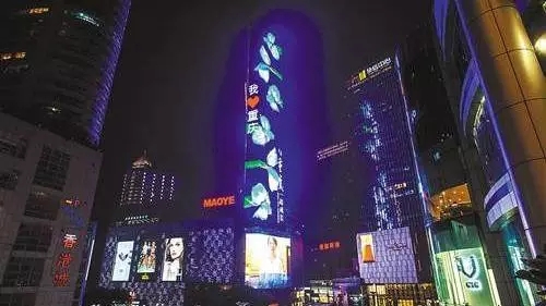国内只有土豪才玩得起的商用户外LED大屏 分分钟上万都不是事