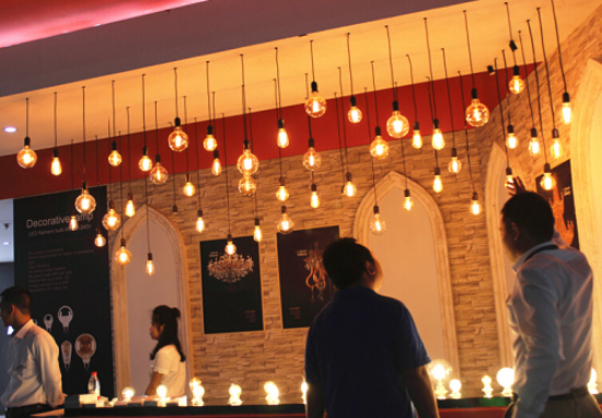 行业大咖解读LED灯丝灯市场发展现状与趋势