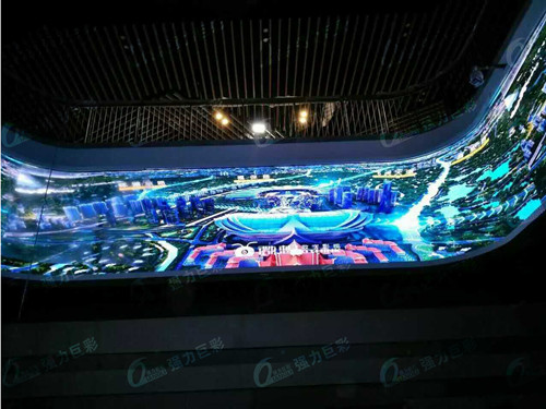 强力巨彩200㎡大屏即将点亮 中国--南亚博览会