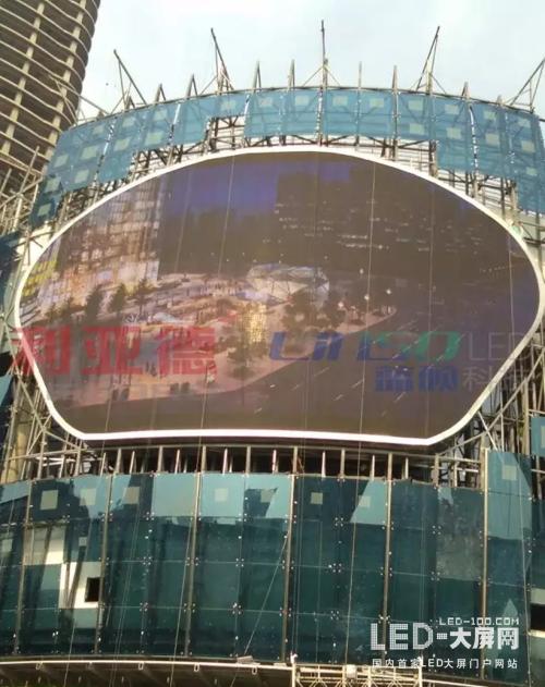 蓝硕LED显示屏助力长沙富兴世界金融中心